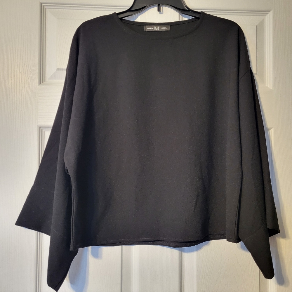 Meem Label Bateau Blouse Women's Size Medium Wide Oversized Sleeve‎ Cropped